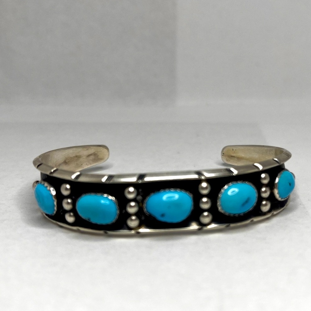 Turquoise bracelet with sterling silver